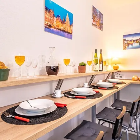 Dans Un écrin De Verdure, 4 étoiles, Calme, Neuf, Idéalement Situé, Avec Jardin Privatif, Strasbourg Sud Appartement